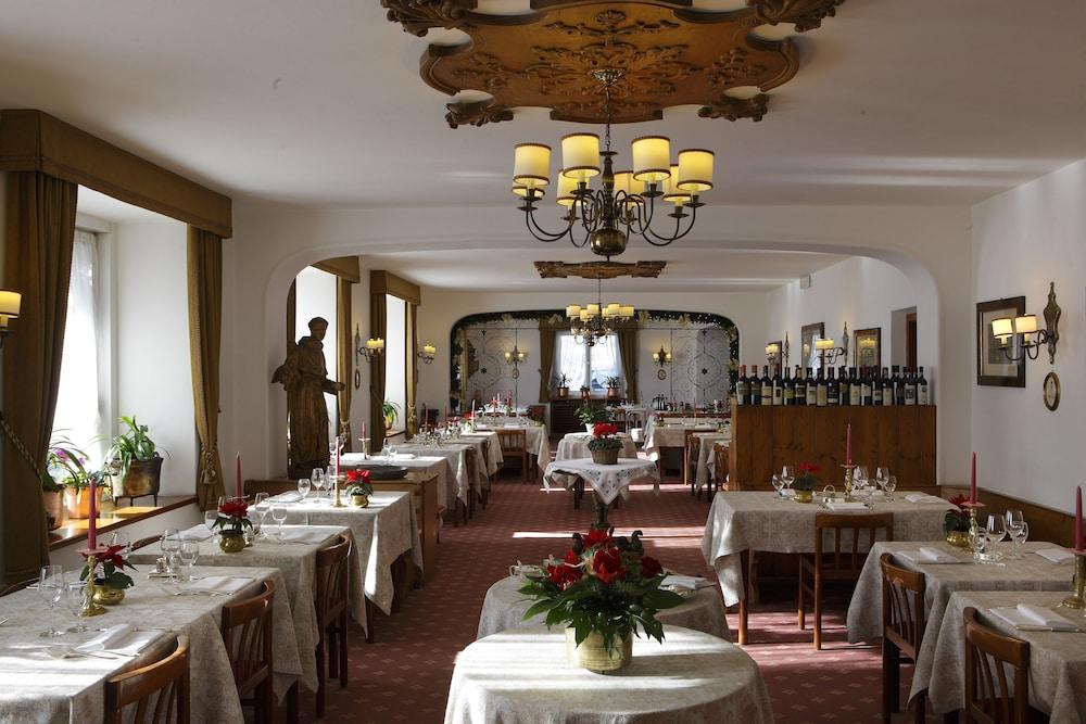 Hotel Menardi Cortina d'Ampezzo Exterior photo