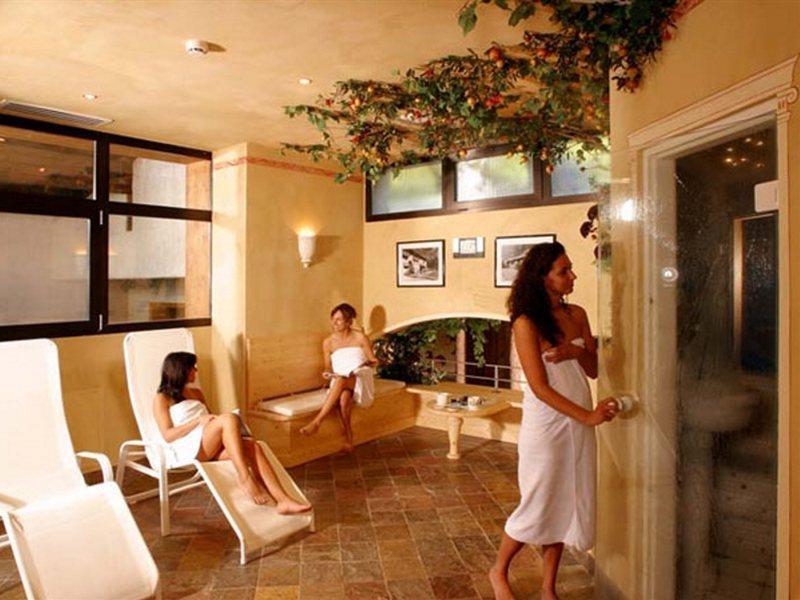 Hotel Menardi Cortina d'Ampezzo Exterior photo